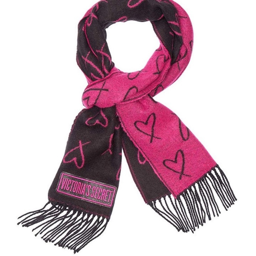 Victoria’s Secret Soft & Cozy Scarf! - Picture 2 of 8
